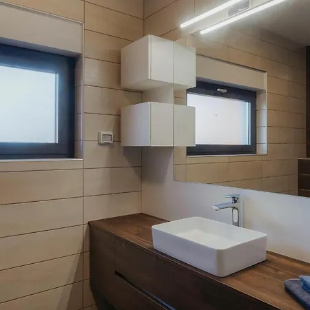 Holiday home Lena Lux *