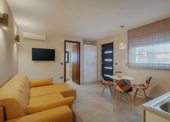 Holiday home Lena Lux